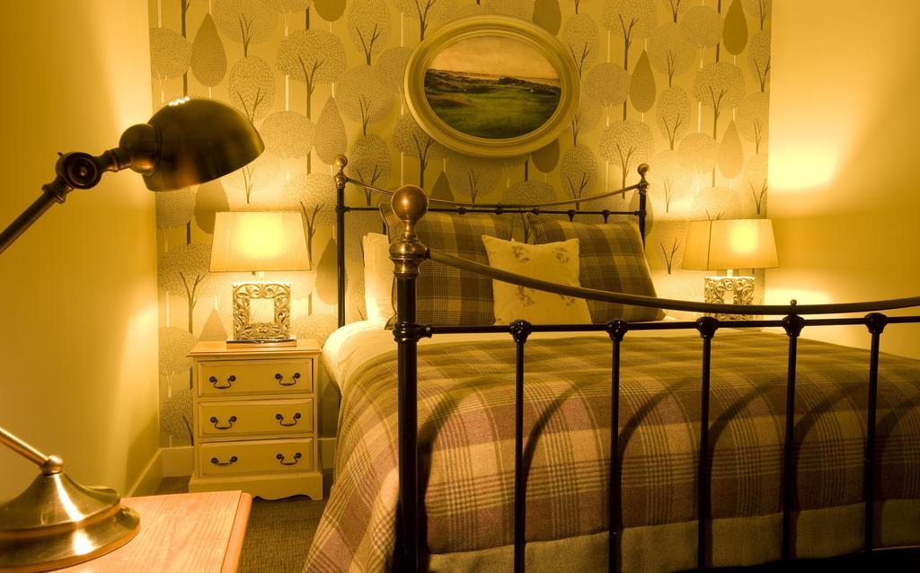 Отель Sandown House Нэрн Экстерьер фото